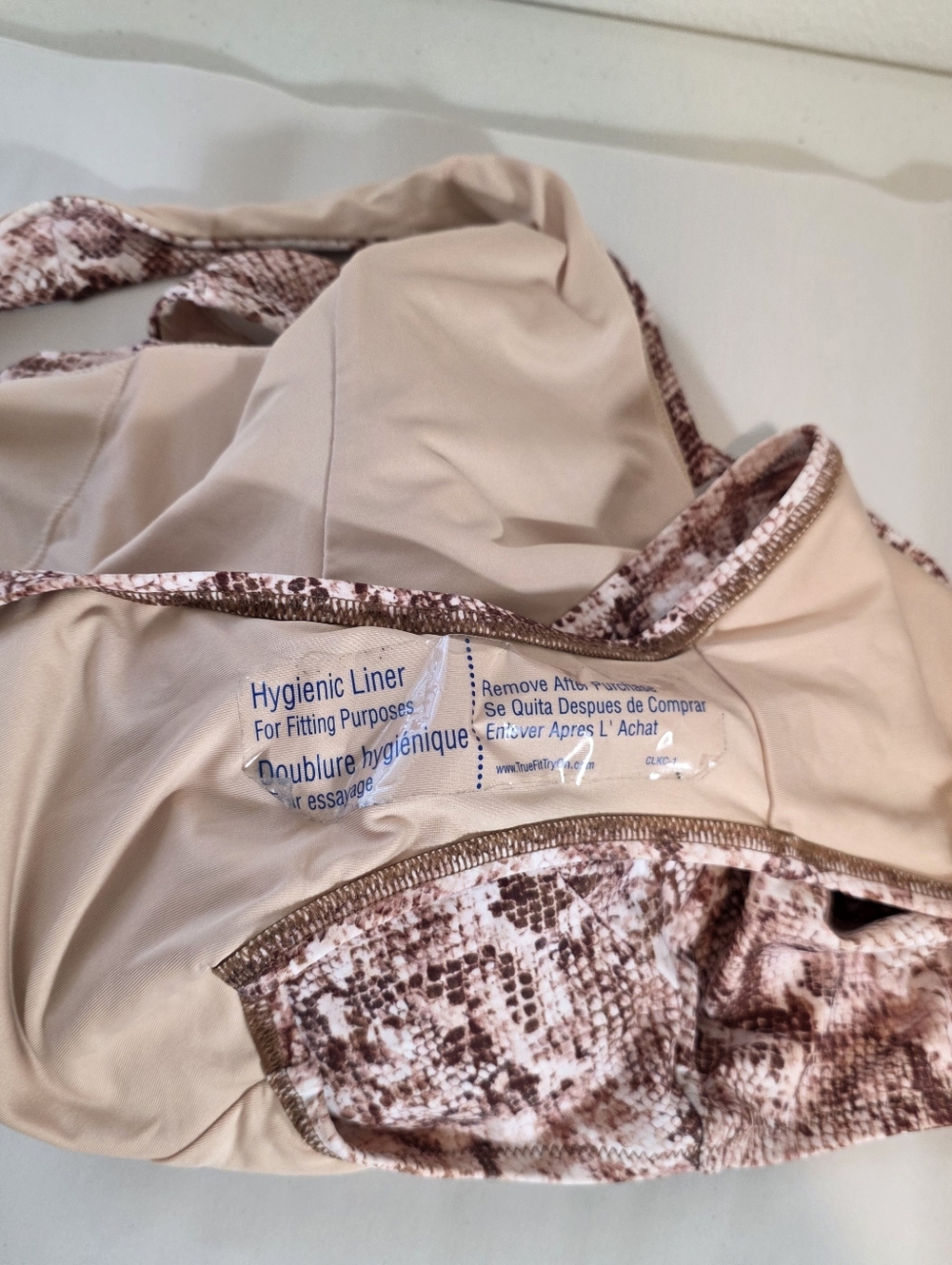Victoria Secret Twist Plunge Sexy One-piece Swimsuit Snakeprint NWT Size Large - Picture 11 of 13